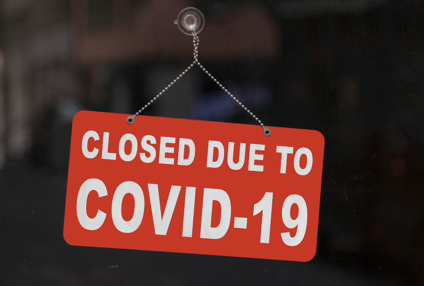 closed due to covid-19 sign
